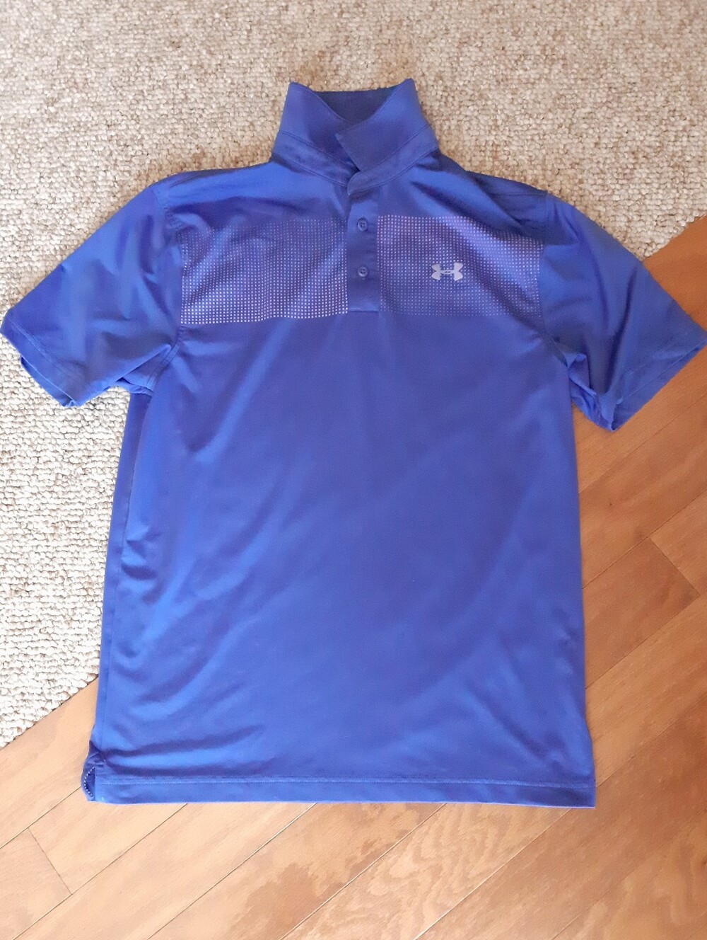 Under Armour Heat Gear Polo Shirt size Small